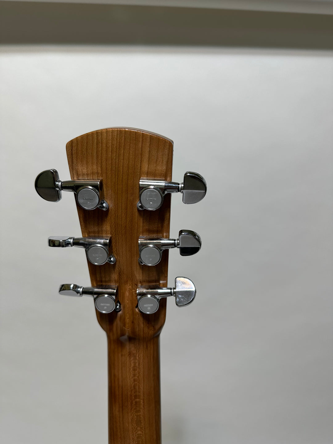 LEFT HANDED CONCERT GUITAR #4